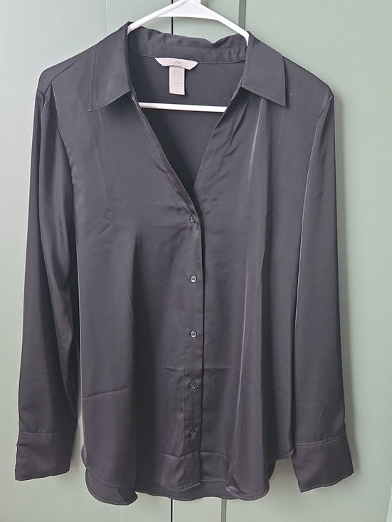 H&M Tops - H&M Satin Button-Front Blouse Black